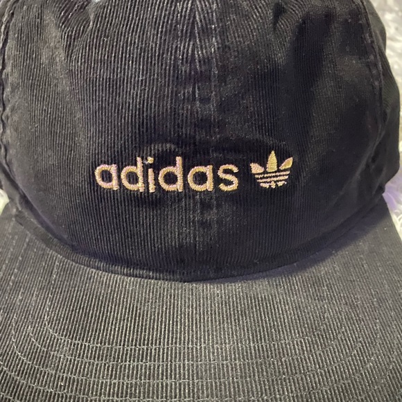 Adidas hat - Picture 4 of 5